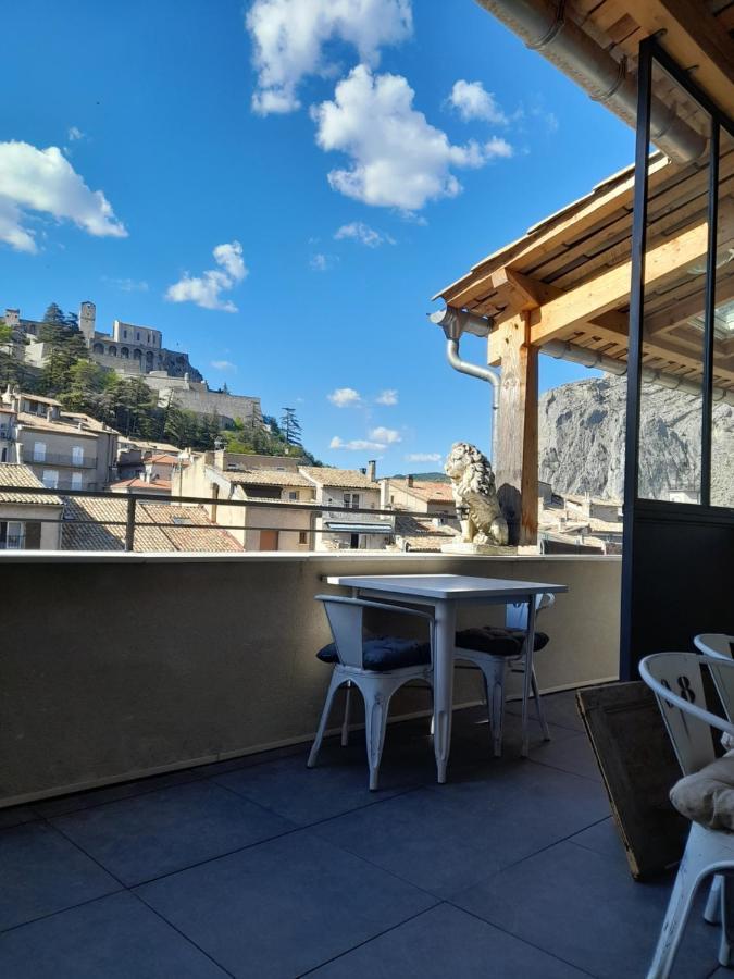 Les Mirabelles Chambres D'Hotes Sisteron Exterior photo